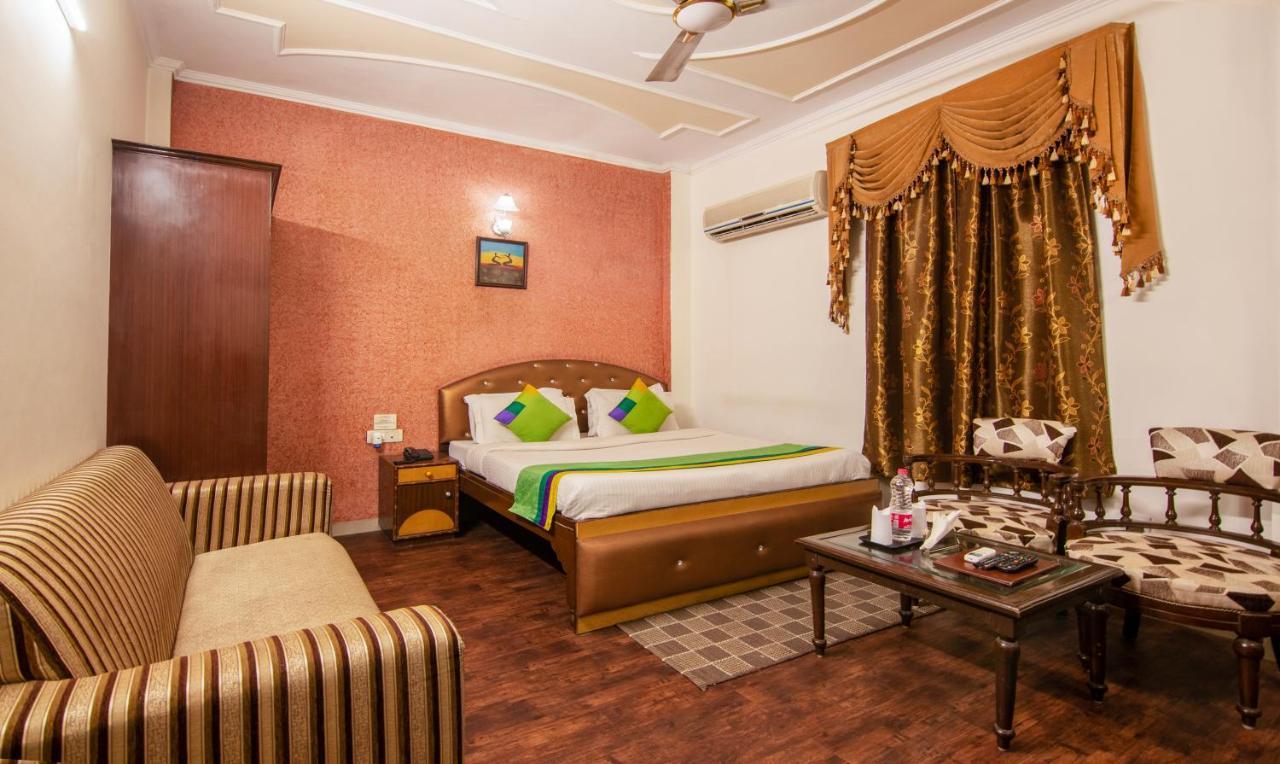 Treebo Paras International Delhi  Exterior photo